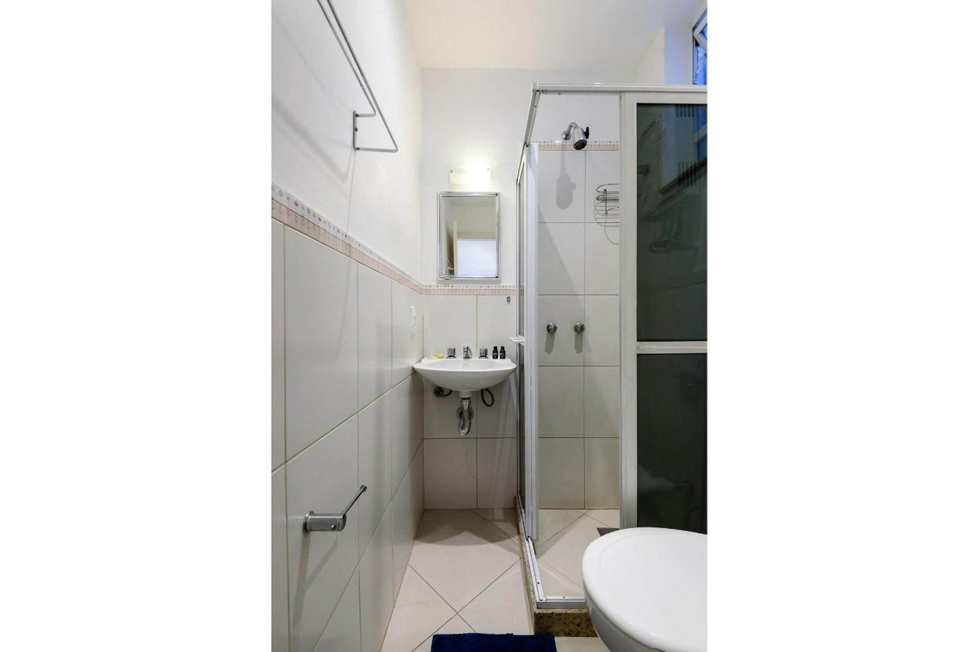 1quarto Em Copacabana A 400m Da Praia |br 194/1104 Río de Janeiro